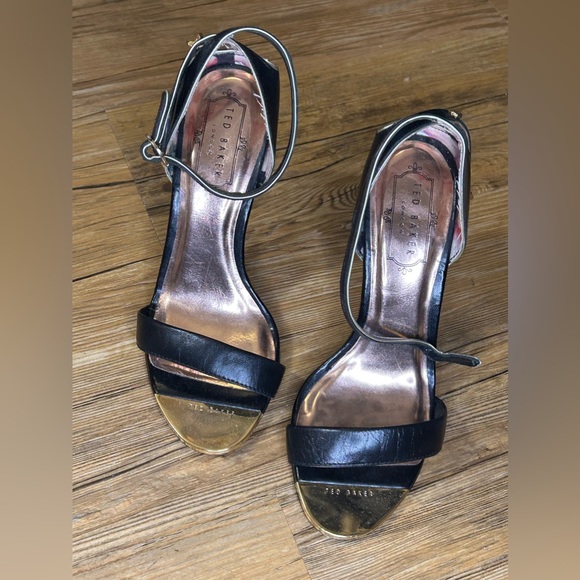 TED BAKER Ulani Black Leather Ankle Strap Stiletto Heeled Sandals MSRP $198 sz 6 - Picture 3 of 7